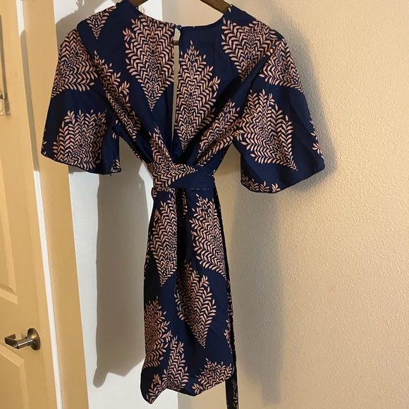 SheIn Print Wrap Dress - Picture 2 of 3